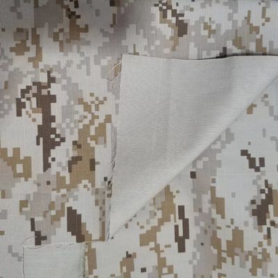 Alta resistência ao rasgo TC à prova d'água SA Camuflagem Rip-Stop Fabric Color Fastness 4 Grade