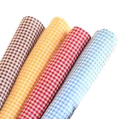 Tecido de revestimento de Taffeta 210T de uso selvagem em cores personalizadas perfeito para produtos da moda