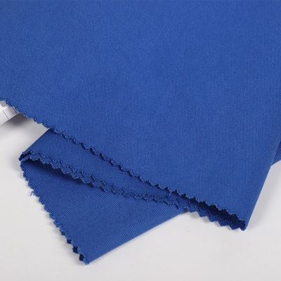 Tecido tecido de gabardina 100% de poliéster para padrão uniforme Densidade 180×120