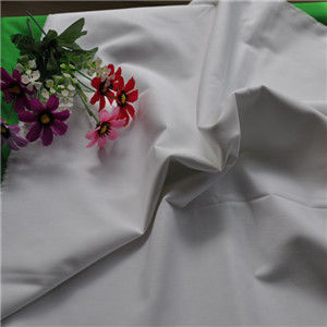 Tecido de algodão polipropileno simples tingido TC bolso/revestimento 80/20 45x45 110x76 Tecido 1/1 Poplin