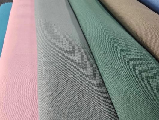 Exportado padrão 100% revestimento de poliéster 210T Taffeta para tecido de cor personalizada