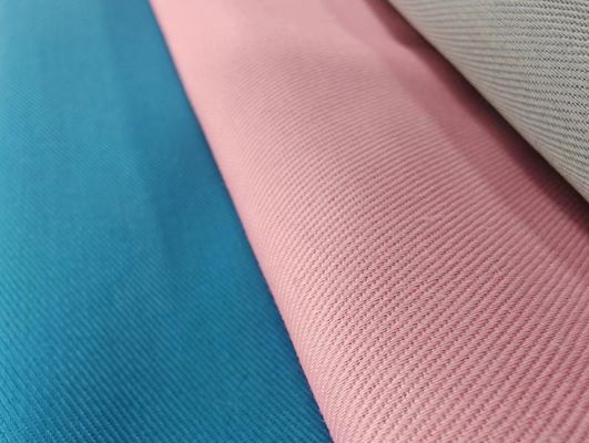 Exportado padrão 100% revestimento de poliéster 210T Taffeta para tecido de cor personalizada