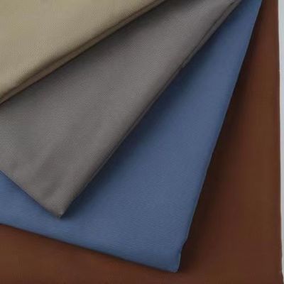 Estilo simples 100% Poliéster Twill Gabardine Roupa de trabalho Tecido para encomendas personalizadas