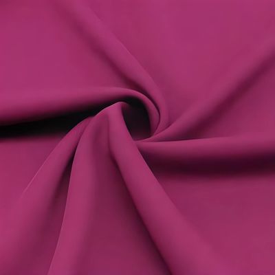 Tecido suave e durável 100% de poliéster de fibra de Gabardine para resistência à água uniforme
