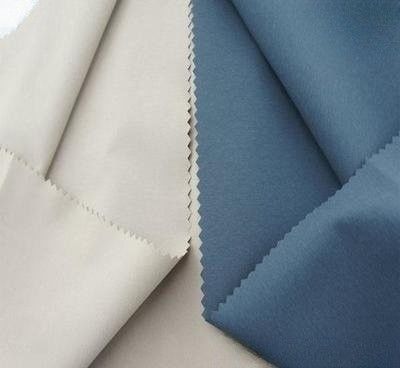 Tecido de poliéster à prova d'água Gabardine para roupas de trabalho uniforme em cores personalizadas