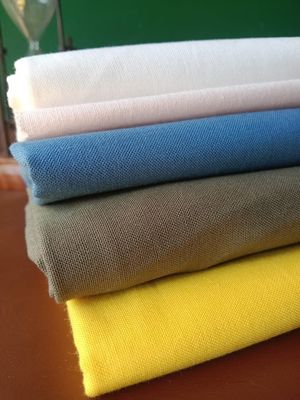 Jinsuo Poliéster Twill 4 Ways Estiramento 2 2 Moda Uniforme Tecido para uso confortável