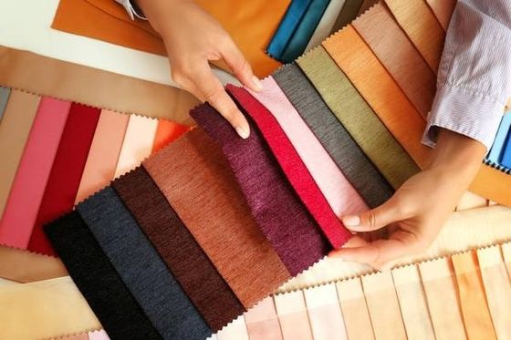 130*70 Densidade 32x32 Tecido de camisa de poli-algodão para mulheres e homens da Jinsuo Textile