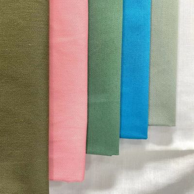 Tecido de impressão de algodão de peso médio simples tingido 80 poliéster 20 para roupas de trabalho Saco de jaqueta