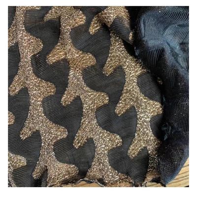 Tecido de brocado de jacquard metálico 100% de poliéster em cor de estoque pronta para suas necessidades