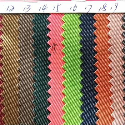 Tecido 100% de poliéster para roupas de trabalho Tecido em padrão sólido 180gsm 210gsm 260gsm