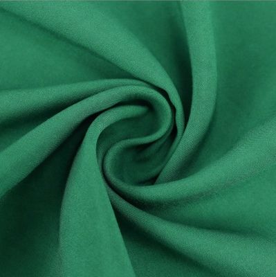 Tecido de revestimento de poliéster Taffeta 210T personalizado com número de fios 63D*63D no estilo TWILL
