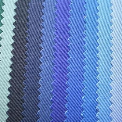 Tecido de poliéster / algodão de folha iridiscente personalizado para roupas de artes marciais de taekwondo de judo