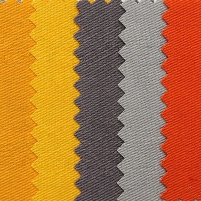 Stocks Exportado 210T tecido de revestimento de poliéster Taffeta em estilo TWILL para personalização