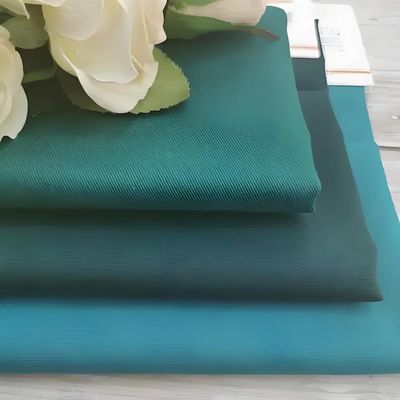 Whosale 40-60GSM 63D*63D revestimento de poliéster 210T tecido Taffeta com cor personalizada